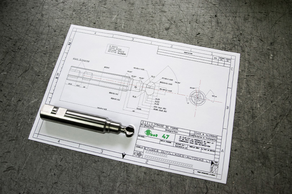 Fabrication d'outils spéciaux suivant plan